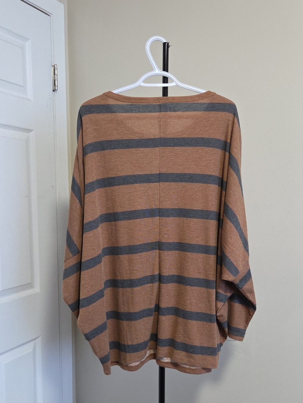 Maurices Plus Size Brown Gray Striped Scoop Neck Dolman Sweater Rayon Blend - Picture 8 of 9
